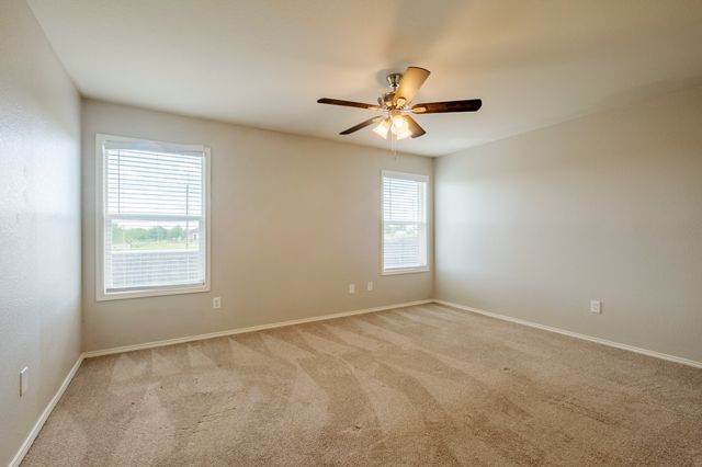 324 Broken Bow Drive, Krum, TX 76249