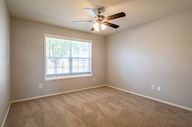 324 Broken Bow Drive, Krum, TX 76249