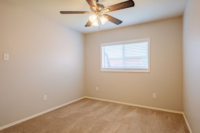 324 Broken Bow Drive, Krum, TX 76249