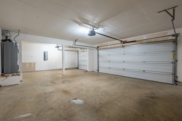 324 Broken Bow Drive, Krum, TX 76249