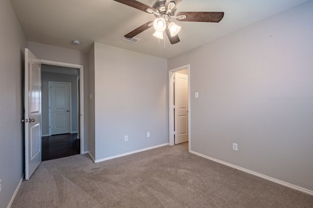 324 Broken Bow Drive, Krum, TX 76249