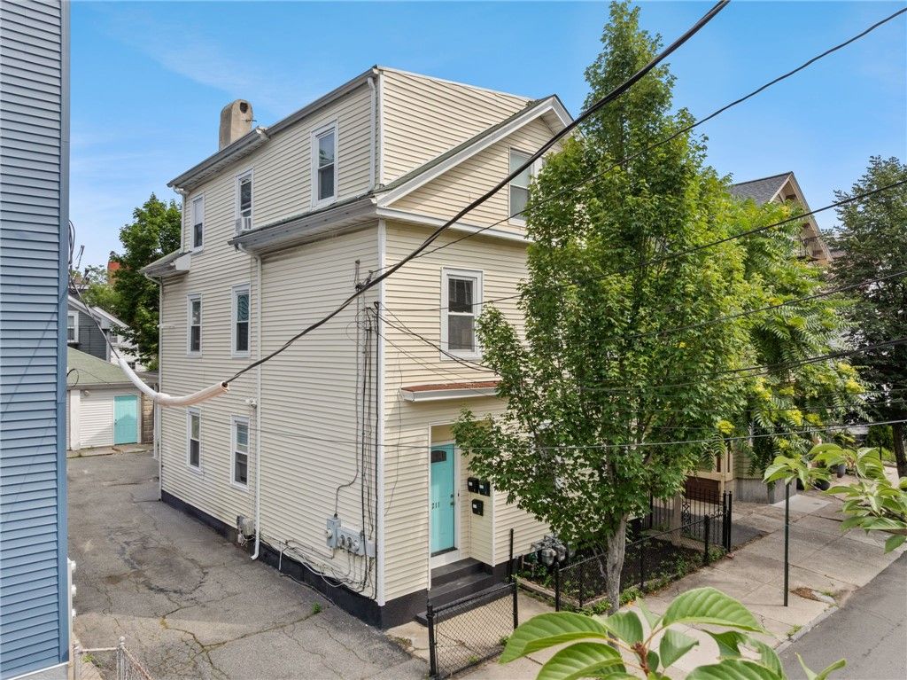 211 Carpenter Street, Providence, RI 02903