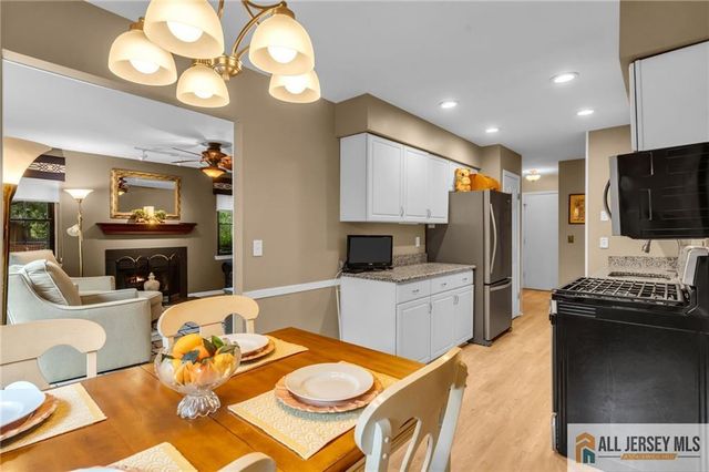 1 Manor Drive, Hillsborough, NJ 08844