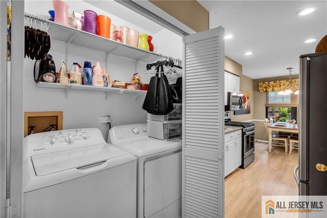 1 Manor Drive, Hillsborough, NJ 08844