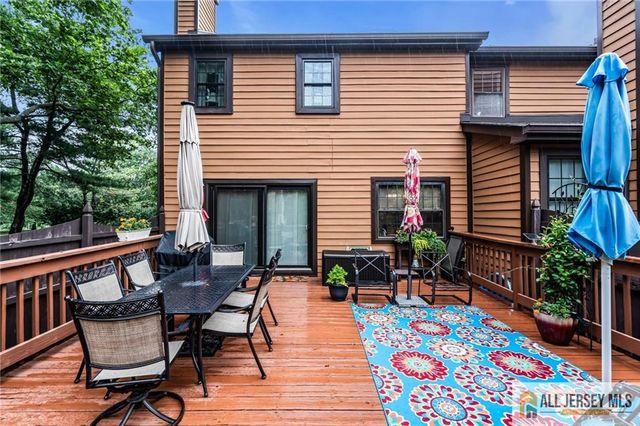 1 Manor Drive, Hillsborough, NJ 08844