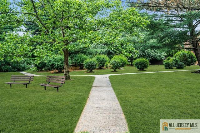 1 Manor Drive, Hillsborough, NJ 08844