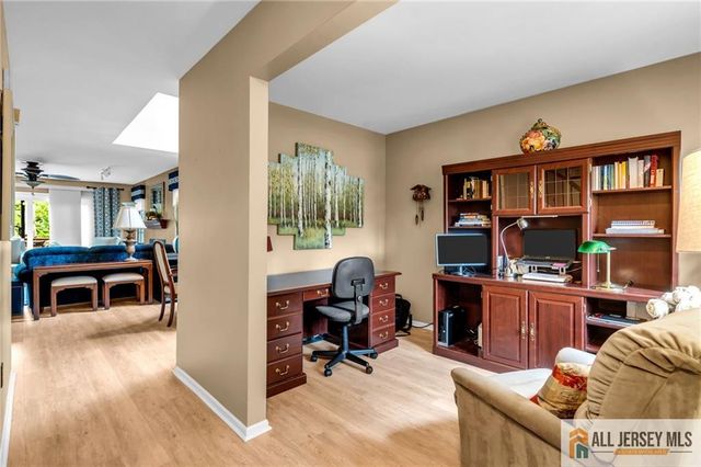 1 Manor Drive, Hillsborough, NJ 08844