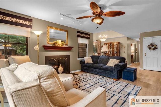 1 Manor Drive, Hillsborough, NJ 08844