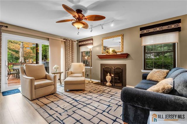 1 Manor Drive, Hillsborough, NJ 08844