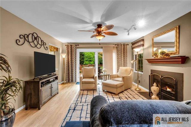 1 Manor Drive, Hillsborough, NJ 08844
