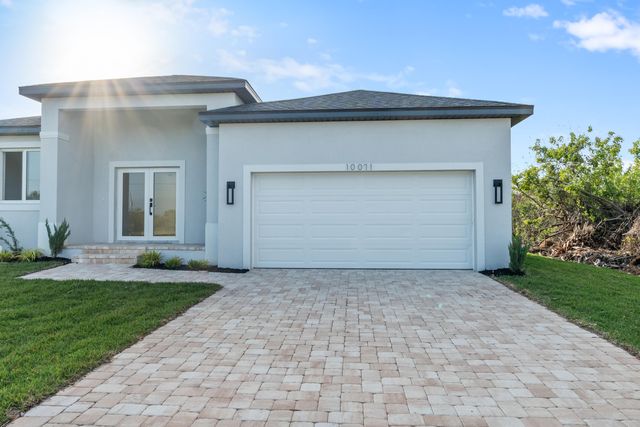10071 Kingsville Drive, Port Charlotte, FL 33981