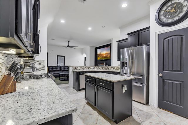 1346 Tee Time Court, Crosby, TX 77532