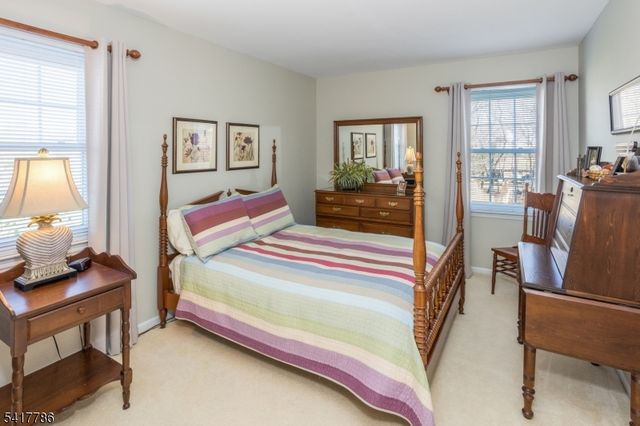 10 Torlish Gate, Raritan Boro, NJ 08869