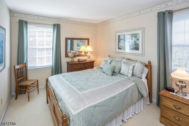 10 Torlish Gate, Raritan Boro, NJ 08869