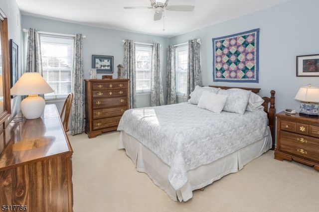 10 Torlish Gate, Raritan Boro, NJ 08869