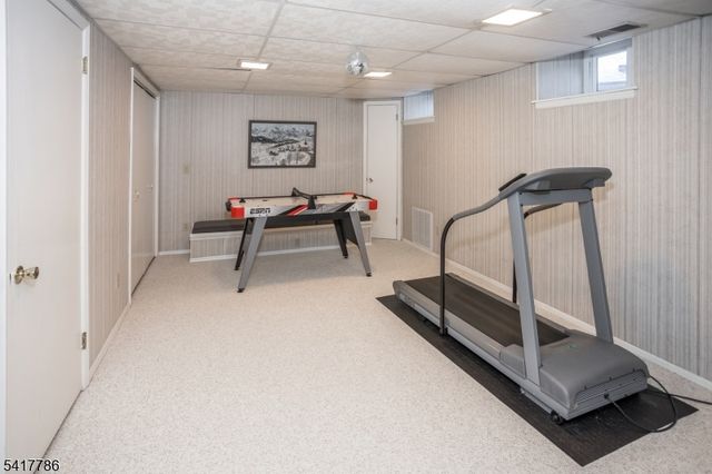 10 Torlish Gate, Raritan Boro, NJ 08869