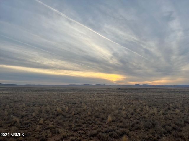 303-05-153 PARCEL -- D, Paulden, AZ 86334