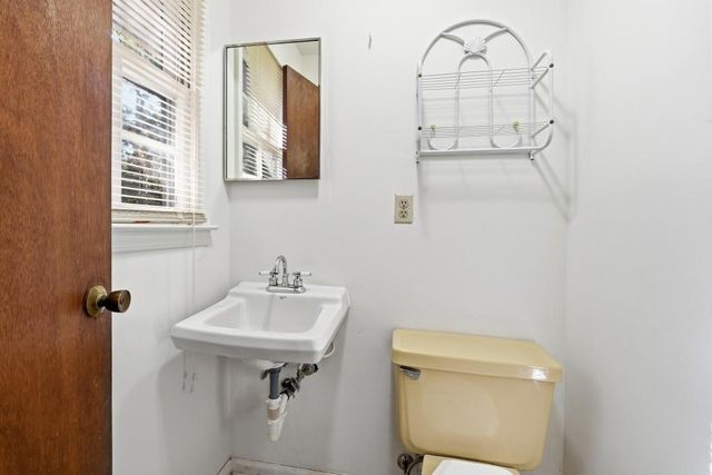 3485 Navaho SE Trail, Smyrna, GA 30080