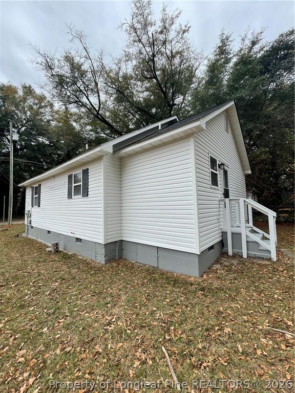 1106 Simpson Street, Fayetteville, NC 28305 — photo 3