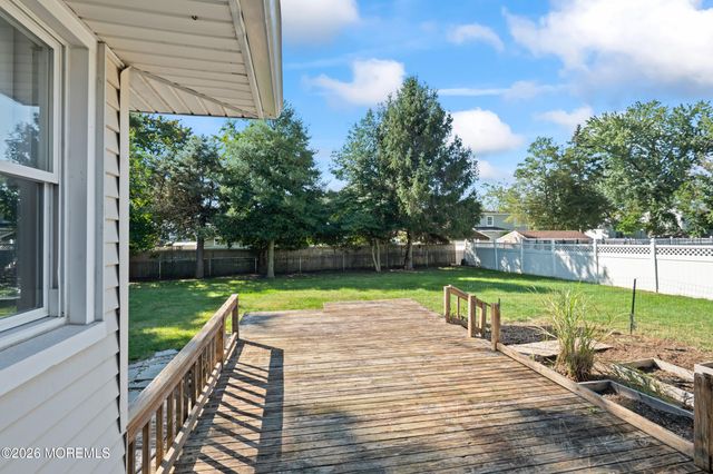 50 Parker Road, West Long Branch, NJ 07764