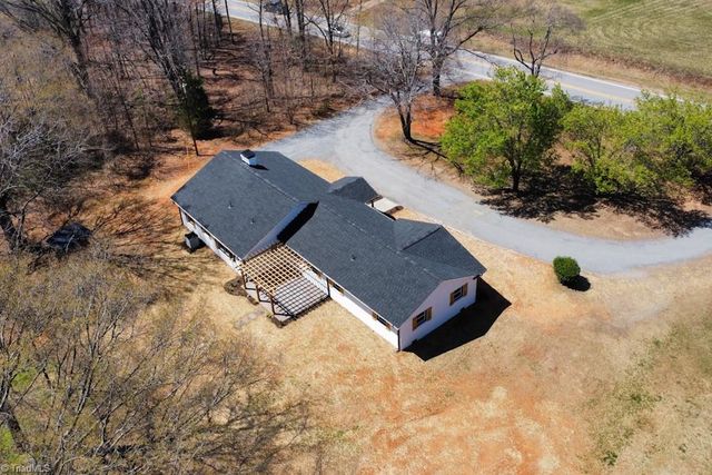 6490 NC Highway 135, Stoneville, NC 27048