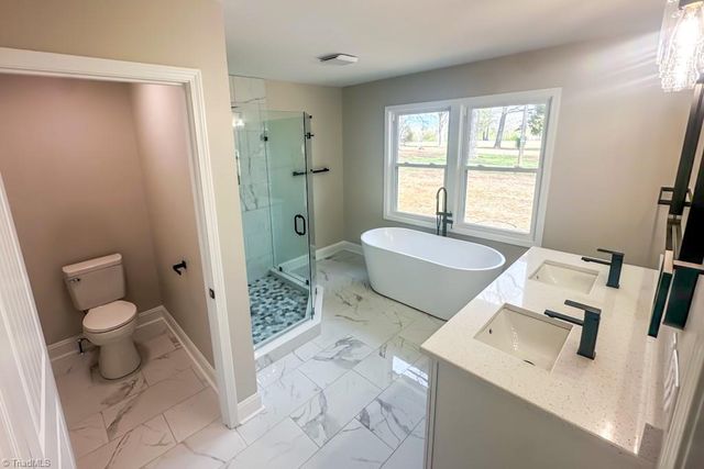 6490 NC Highway 135, Stoneville, NC 27048