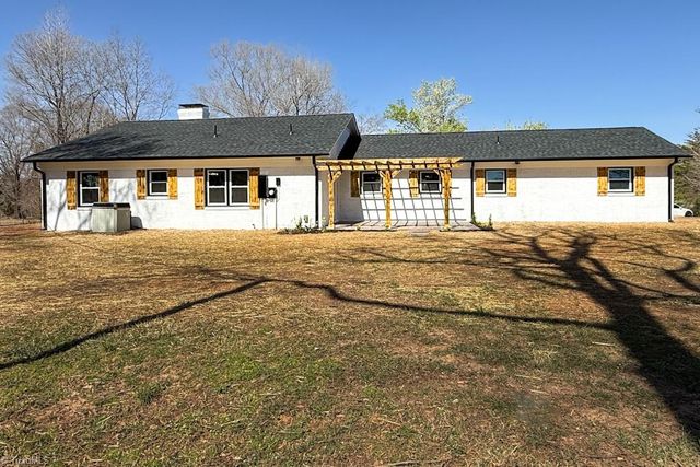6490 NC Highway 135, Stoneville, NC 27048