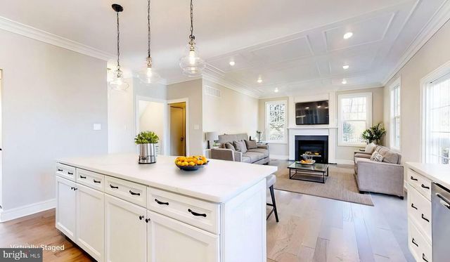 51 EDISON RD, Cherry Hill, NJ 08034