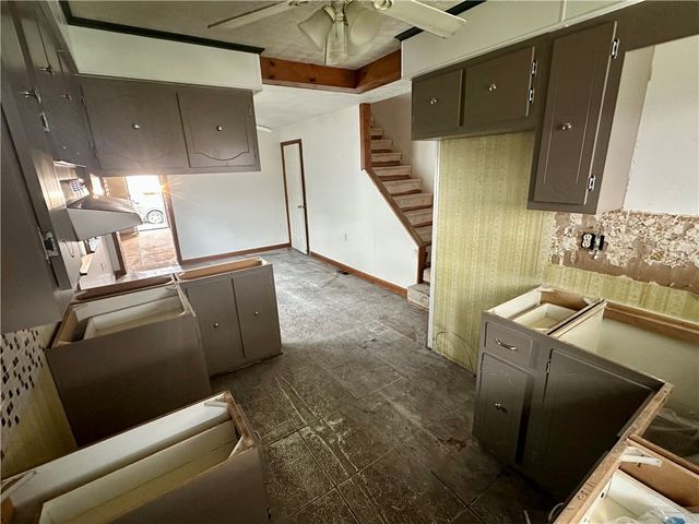 458-460 1st St., East Bethlehem, PA 15368