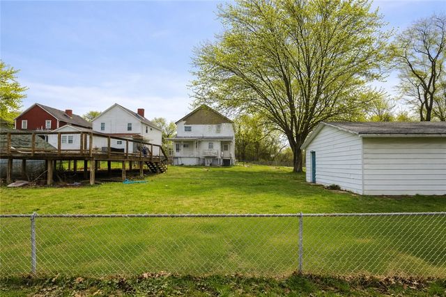 458-460 1st St., East Bethlehem, PA 15368