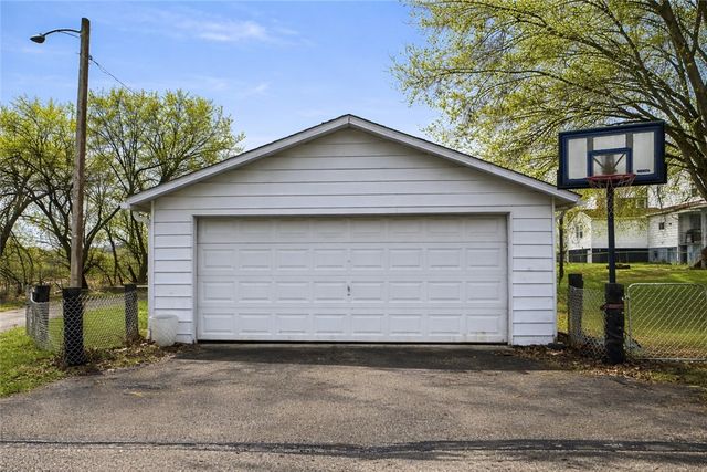 458-460 1st St., East Bethlehem, PA 15368