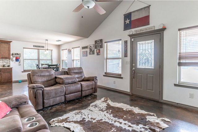 2302 San Saba Court, Granbury, TX 76048