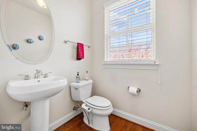 7153 COMRIE CT, Warrenton, VA 20187