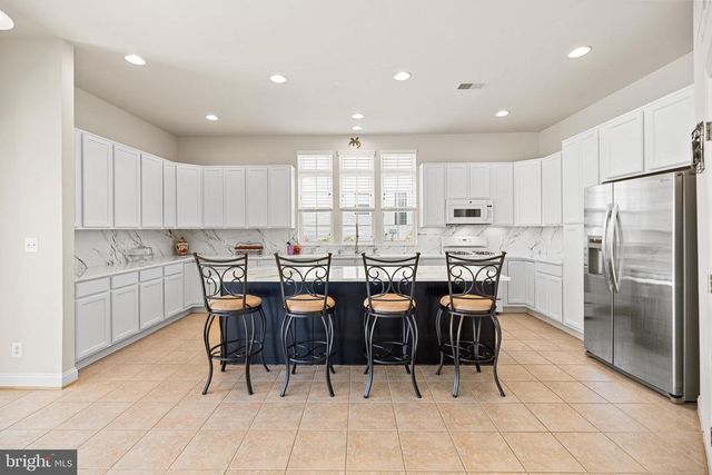 7153 COMRIE CT, Warrenton, VA 20187