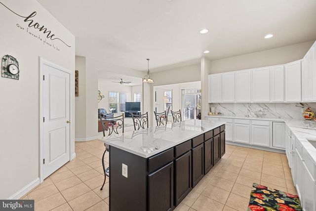 7153 COMRIE CT, Warrenton, VA 20187