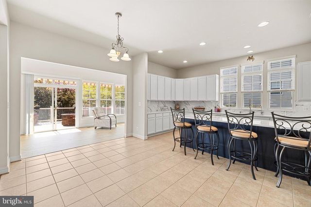 7153 COMRIE CT, Warrenton, VA 20187