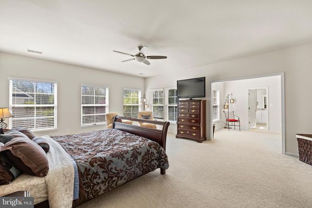 7153 COMRIE CT, Warrenton, VA 20187