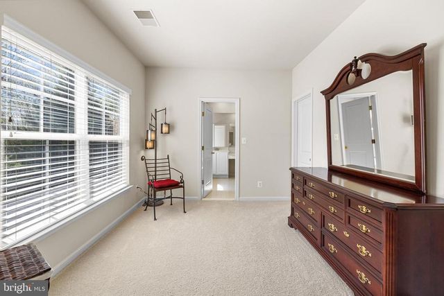 7153 COMRIE CT, Warrenton, VA 20187