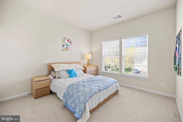 7153 COMRIE CT, Warrenton, VA 20187