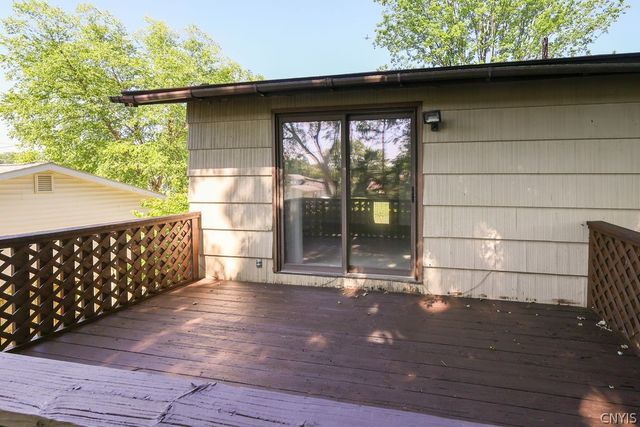 210 Floradale Road, Salina, NY 13088