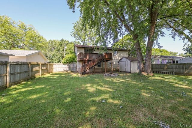 210 Floradale Road, Salina, NY 13088