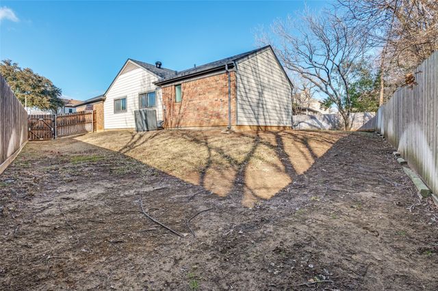 6314 Brookgate Drive, Arlington, TX 76016