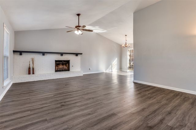 6314 Brookgate Drive, Arlington, TX 76016