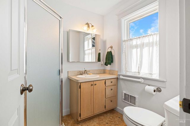 2539 E 3700 N, Twin Falls, ID 83301