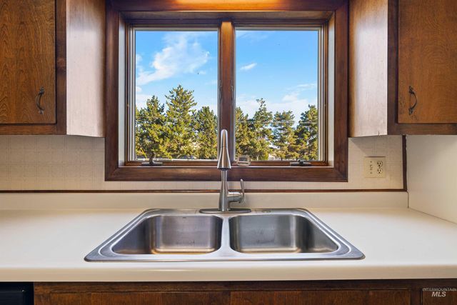 2539 E 3700 N, Twin Falls, ID 83301