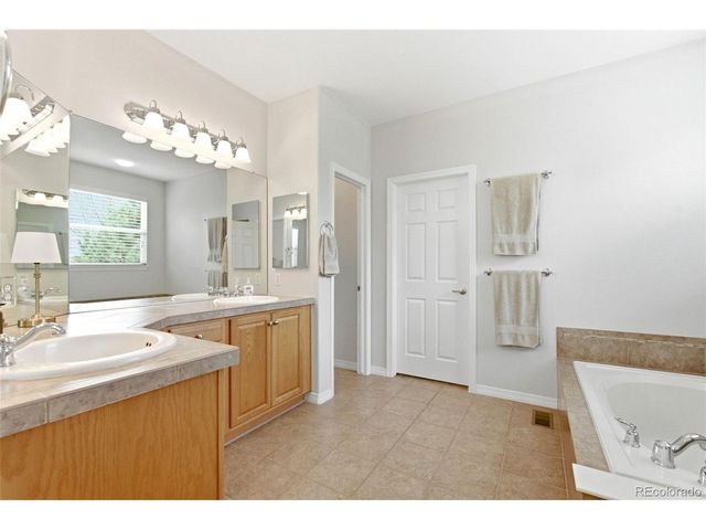5100 Aspen Creek Dr, Broomfield, CO 80023
