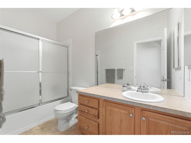 5100 Aspen Creek Dr, Broomfield, CO 80023