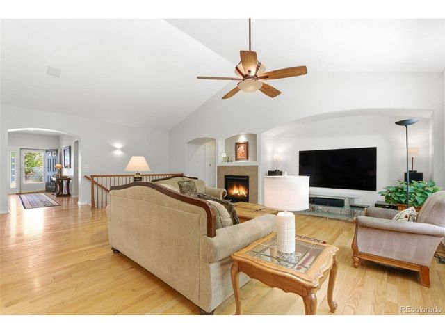 5100 Aspen Creek Dr, Broomfield, CO 80023