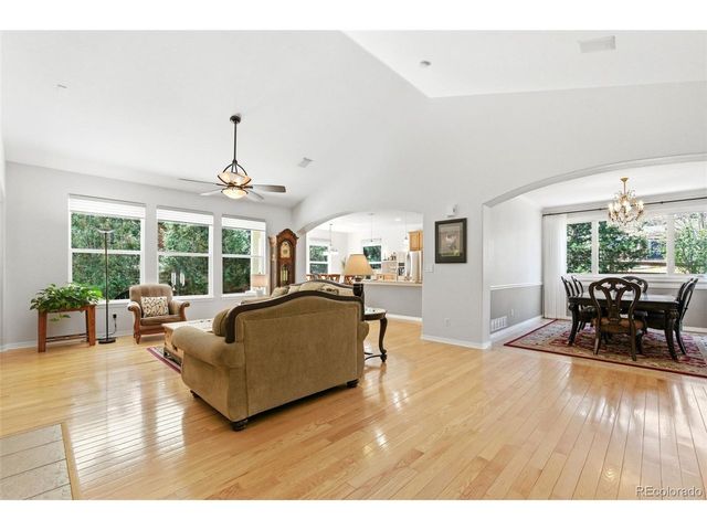 5100 Aspen Creek Dr, Broomfield, CO 80023