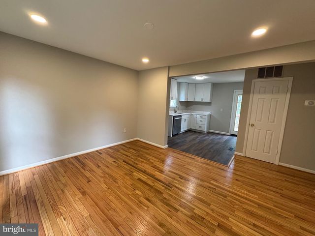 5372 SENECA CT, Woodbridge, VA 22193
